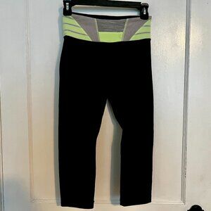 Lululemon Wunder Under Reversible Crop Leggings Sz 4 - Black, Green, Grey